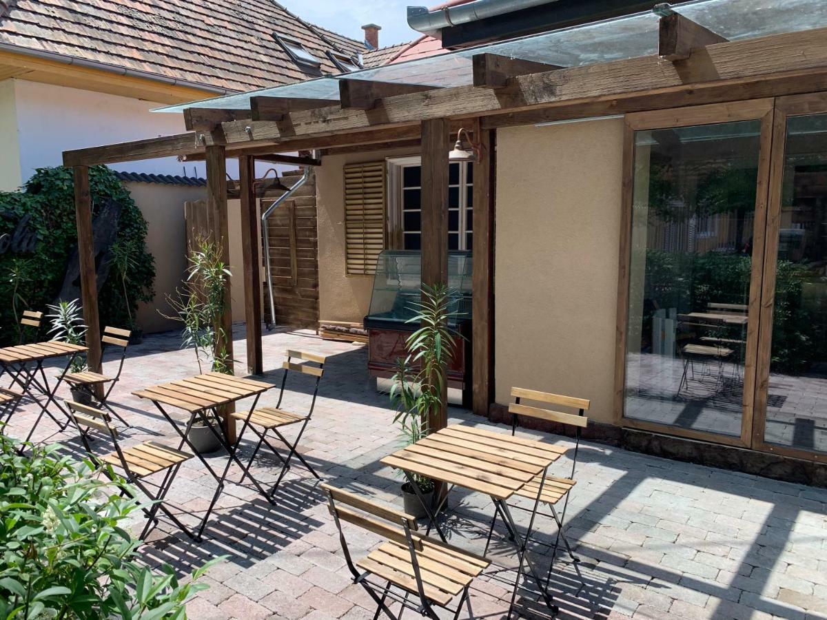Silver Lounge Siófok Zewnętrze zdjęcie